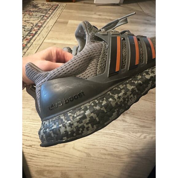 Men’s Adidas UltraBoost DNA Digital Camo - Legend Earth - Picture 9 of 10
